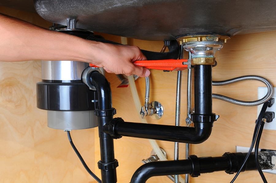 Garbage Disposal Installation in Los Alvarez