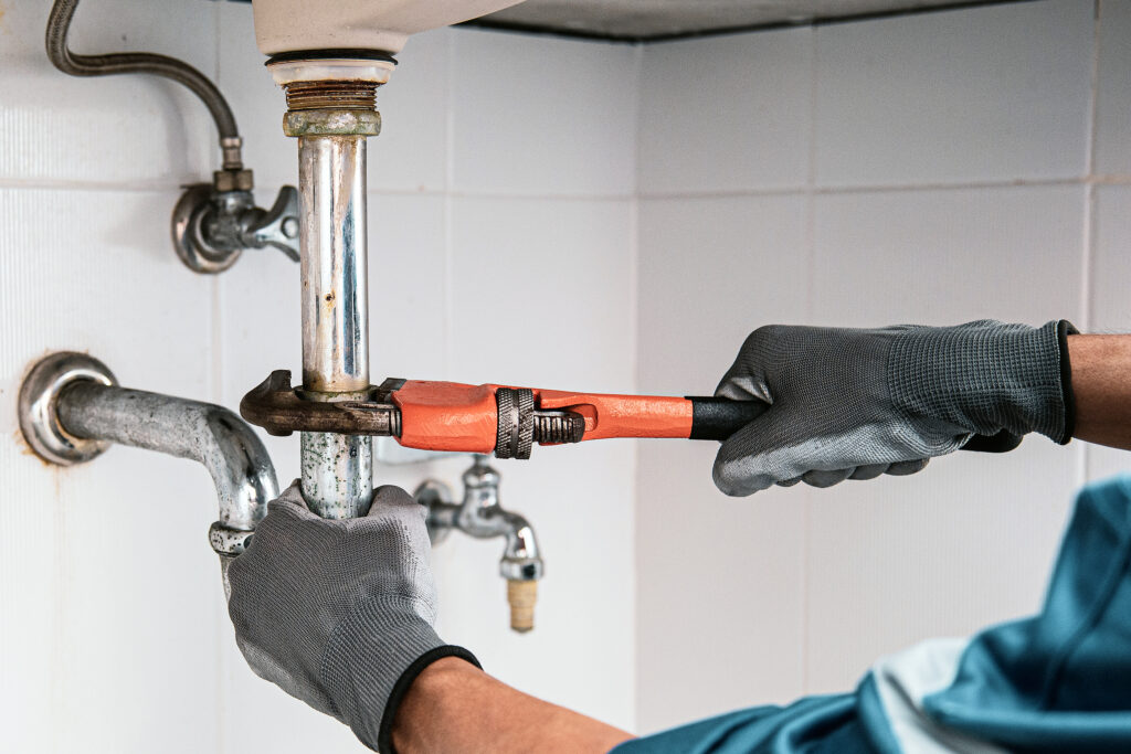 Leak Detection in Los Alvarez